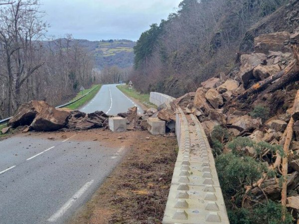 Une route fermée suite à un éboulement dans le secteur de Saint-Éloy-les-Mines