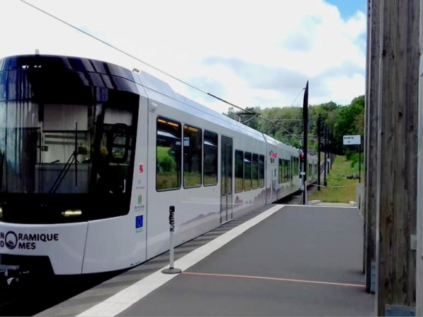 Fréquentation record pour le train Panoramique des Dômes en avril&nbsp;2026