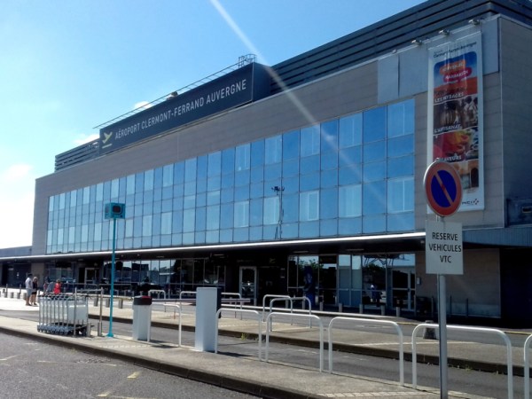 Un pilote tué dans le crash de son avion de tourisme à l&rsquo;aéroport Clermont&nbsp;Auvergne