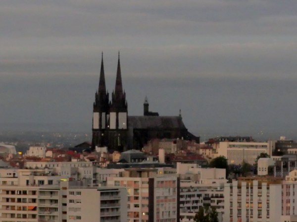 Un couvre-feu pour les mineurs à Clermont-Ferrand ce samedi 31&nbsp;octobre